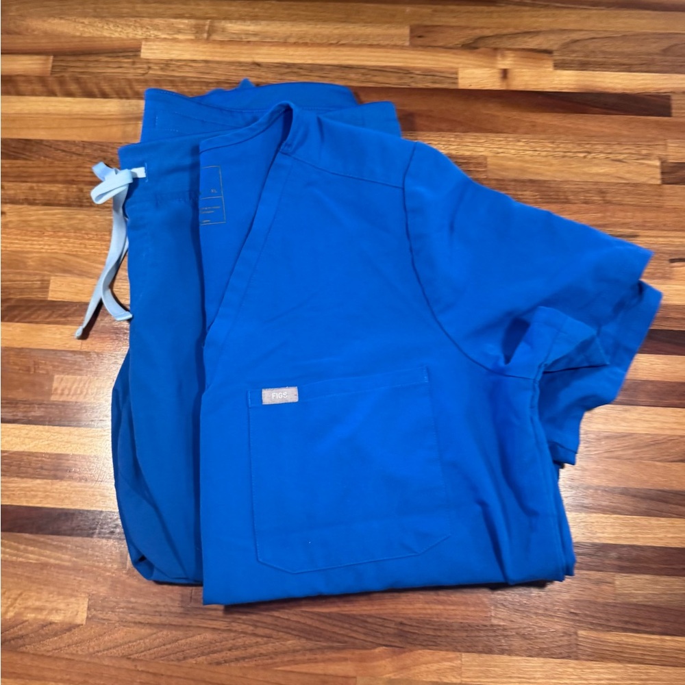 Figs Royal Blue Scrub Set